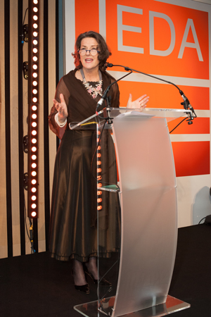 Margaret-Fitzsimons-addressing-the-guests