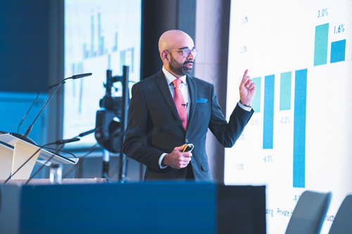 Professor Noble Francis presents the Industry Economic Forecast