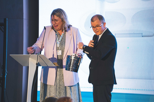 Anne Vessey & Dominic Holland announce raffle winner 
